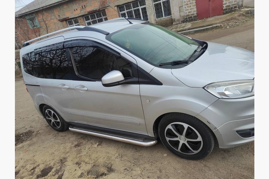 Ford Courier 2014–2023 Ofuky oken (4 ks, Sunplex Sport) Fotografie 3
