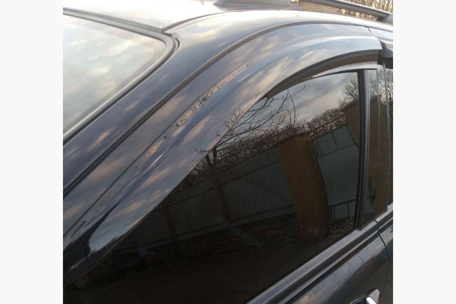 Kia Sorento I BL 2002–2009 Ofuky oken (4 ks, Sunplex Sport) Fotografie 1