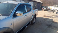 Mitsubishi L200 2006–2015 Ofuky oken (4 ks, Sunplex Sport) fotografie 7