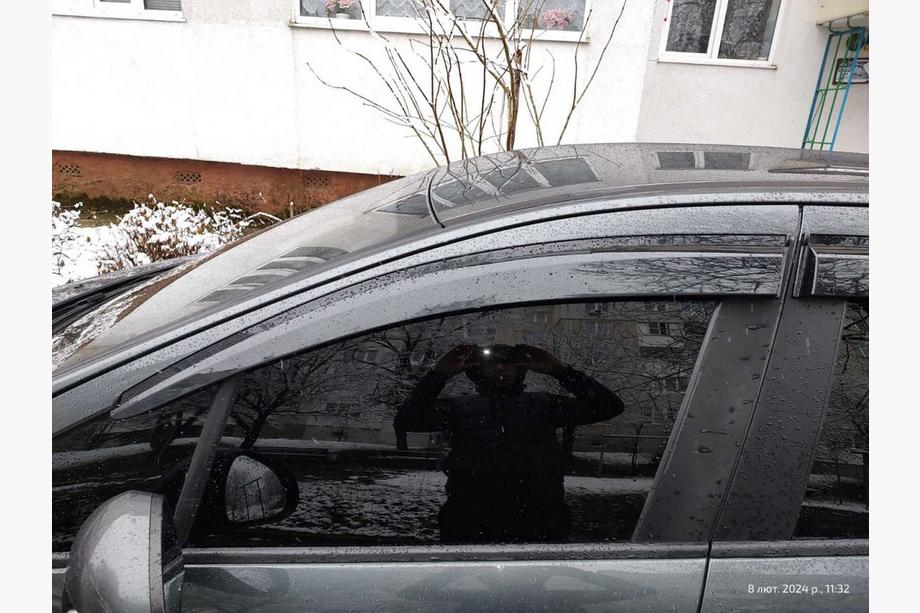 Peugeot 307 2001–2008 Deflektory oken HB (4 ks, Sunplex Sport) Image