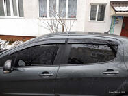 Peugeot 308 2007–2013 Deflektory oken HB (4 ks, Sunplex Sport) fotografie 2
