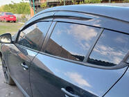 Renault Megane III 2009–2016 Deflektory oken HB (4 ks, Sunplex Sport) fotografie 2