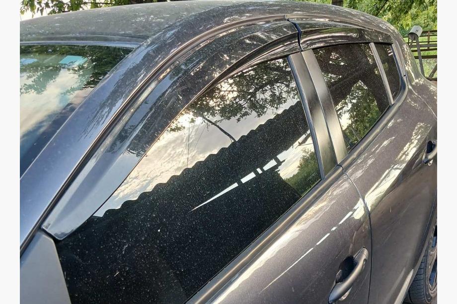 Renault Megane III 2009–2016 Deflektory oken HB (4 ks, Sunplex Sport) Image