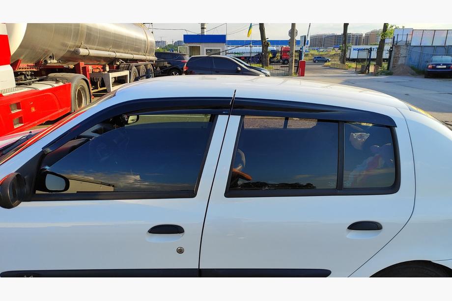 Renault Symbol 1999–2008 Ofuky oken (4 ks, Sunplex Sport) Image