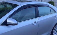 Toyota Camry 2011–2017 Okenní deflektory Sunplex Sport (2011-2017 EU / 2011-2014 USA, sada 4 ks) fotografie 1