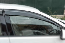 Volkswagen Golf 7/E-Golf 2012–2020 Deflektory oken HB (4 ks, Sunplex Sport) fotografie 4