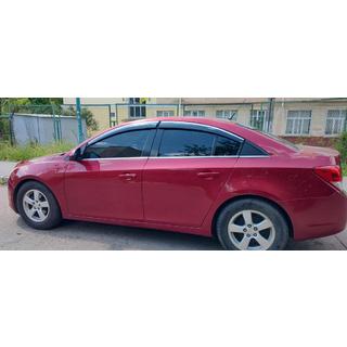 Okenní deflektory s chromovanou lištou (4 ks, Sunplex Chrome) Chevrolet Cruze 2009–2015 fotografie 1
