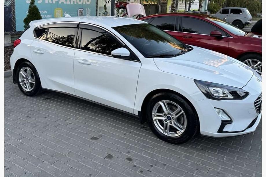 Ford Focus IV 2018– Ofuky oken s chromovanou lištou HB/SD (4 ks, Sunplex Chrome) Image