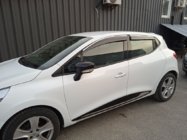 Renault Clio V 2019– Okenní deflektory s chromovanou lištou (4 ks, Sunplex Chrome) fotografie 1