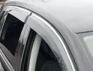 Volkswagen Golf 5 2003–2009 Okenní deflektory s chromovanou lištou (4 ks, Sunplex Chrome) fotografie 2