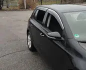 Volkswagen Golf 5 2003–2009 Okenní deflektory s chromovanou lištou (4 ks, Sunplex Chrome) fotografie 1