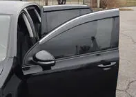 Volkswagen Golf 5 2003–2009 Okenní deflektory s chromovanou lištou (4 ks, Sunplex Chrome) fotografie 13
