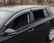 Volkswagen Golf 6 2008–2014 Ofuky oken s chromovou lištou HB (4 ks, Sunplex Chrome) fotografie 1