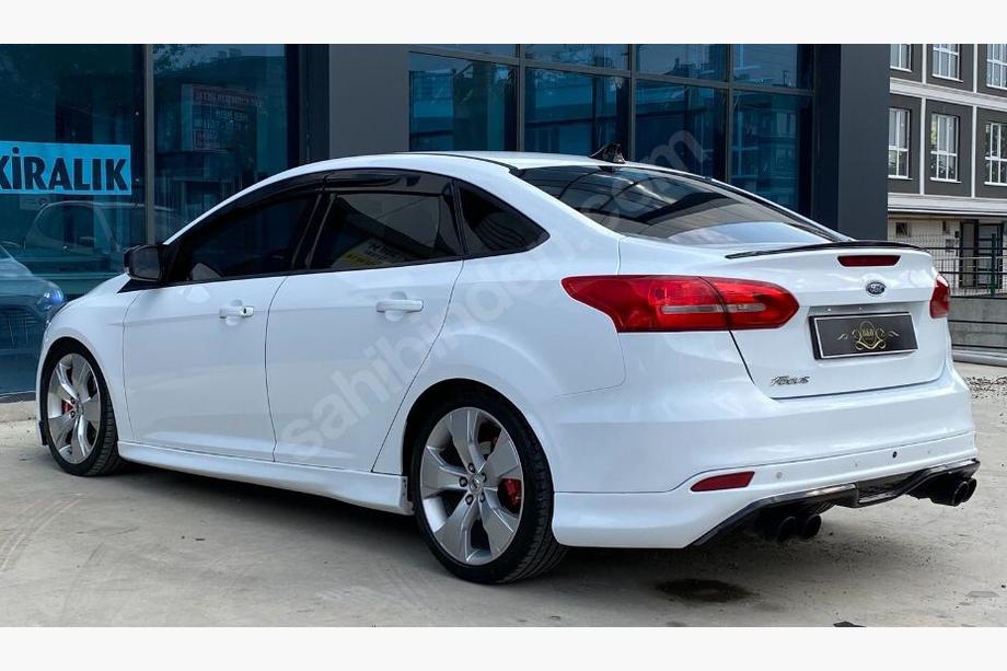 Ford Focus III 2011–2017 Spojler Sedan LIP (Sunplex, černý) (107,2 cm * 5,5 cm) Image