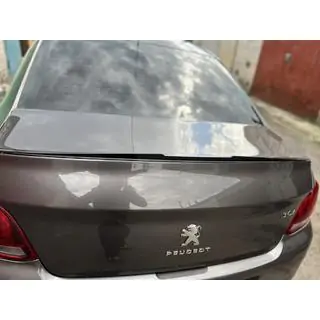 Lip spoiler (Sunplex, černý) (118,5 cm × 5,5 cm) Peugeot 301 2012– fotografie 2