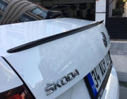Skoda Octavia III A7 2013–2019 Lip spoiler (Sunplex, černý) (115,4 cm × 6 cm) fotografie 1