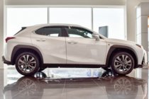 Lexus UX 2018– Deflektory oken s chromovanou lištou (4 ks, HIC) fotografie 2
