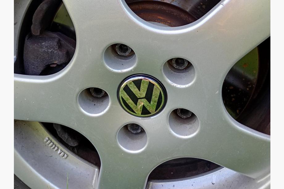Volkswagen Středové krytky do disků 56/52 mm vwor5652 (4 ks) Image