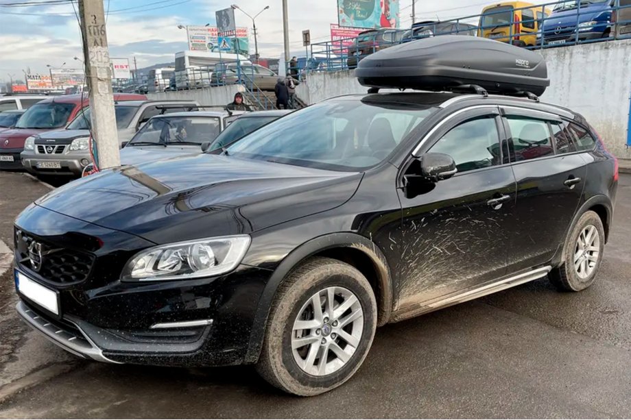 Volvo V60 2011–2018 Okenní deflektory s chromovanou lištou (4 ks, HIC) Image