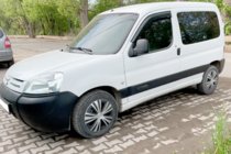 Citroen Berlingo 1996–2008 Okenní deflektory 11 cm (2 ks, HIC) fotografie 3