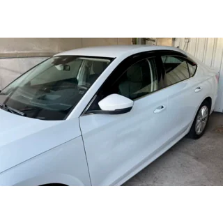 Okenní deflektory Liftback (4 ks, HIC)