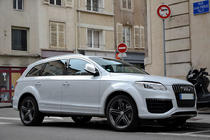 Audi Q7 2005–2015 Široké rozšiřovače blatníků, model V12 fotografie 3