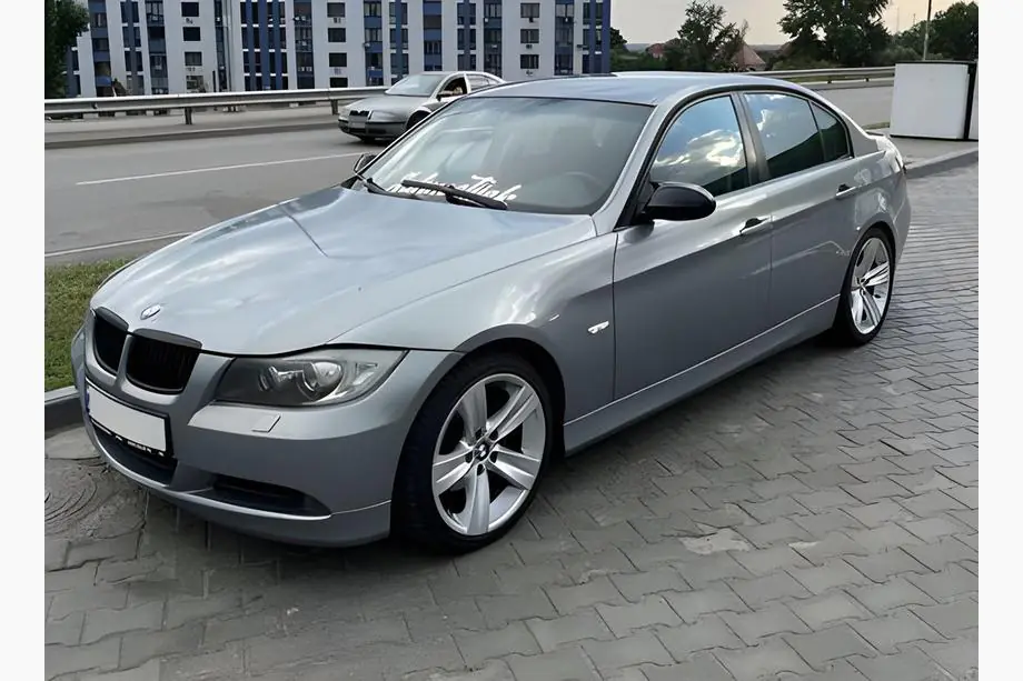 BMW řady 3 E90/E91 2005–2011 Kryty zrcátek 2005-2008 M-Look (2 ks) Fotografie 4
