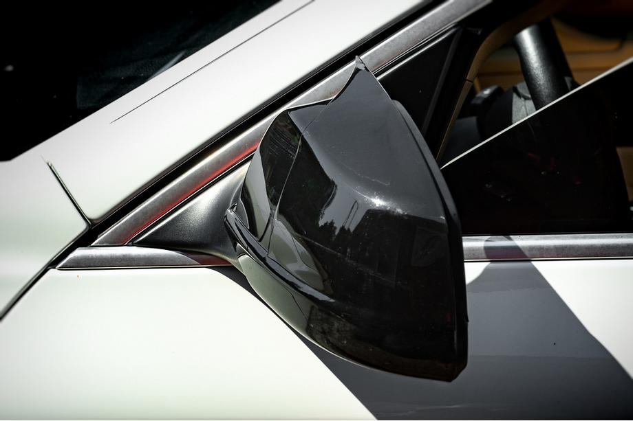 BMW řada 5 F10/F11 2010–2016 Kryty zrcátek 2010-2013 M-Look (2 ks) Fotografie 3