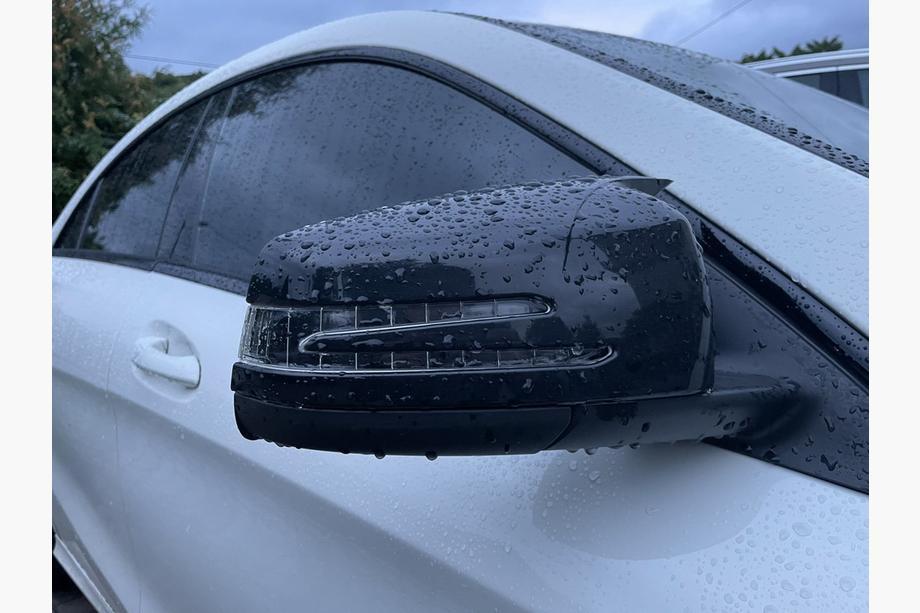 Mercedes GLK třída X204 2008–2015 Kryty zpětných zrcátek AMG-Look (2 ks) Image
