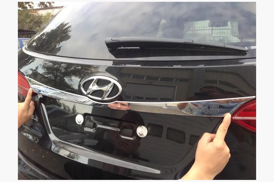 Hyundai Santa Fe 3 2012–2018 Chromová lišta nad SPZ Image