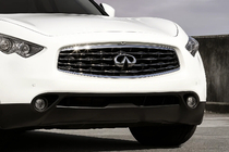 Infiniti QX70 2013–2019 Přední lip spoiler Libao (plast) fotografie 3