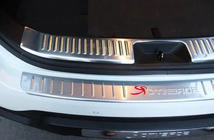 Kia Sorento II XM 2009–2014 Chromová lišta prahu kufru Libao (2013+) fotografie 1
