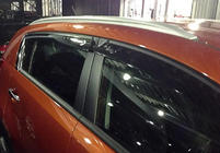 Kia Sportage 2010–2015 Ofukovače oken s chromem (4 ks, Libao) fotografie 3