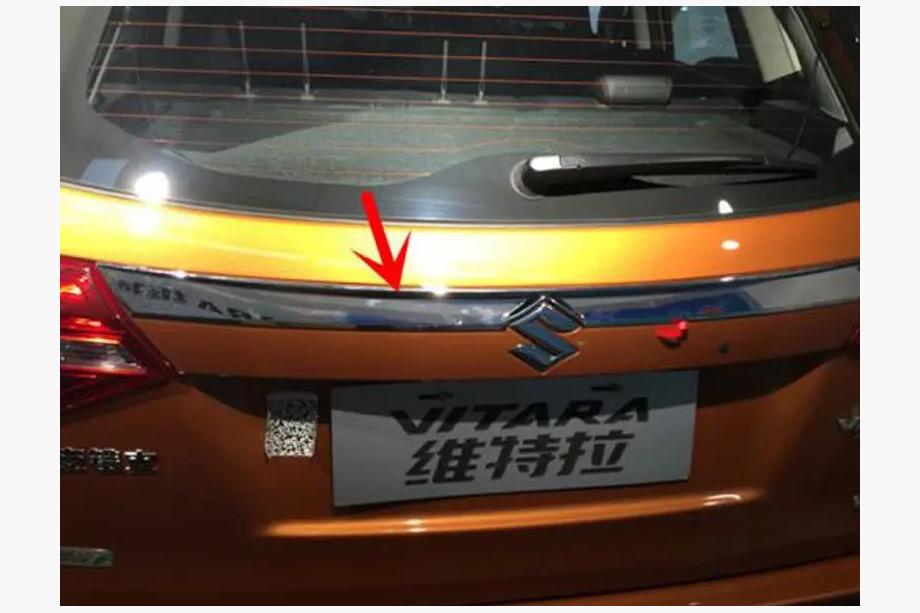 Suzuki Vitara 2015– Chromová lišta nad SPZ Libao (ABS) Image