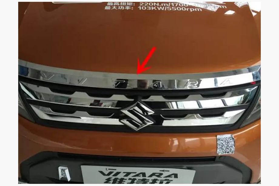 Suzuki Vitara 2015– Chromová lišta na kapotu Libao (ABS) Image