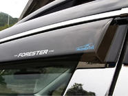 Subaru Forester 2013–2018 Ofuky oken s chromem (4 ks, Aomis) fotografie 1
