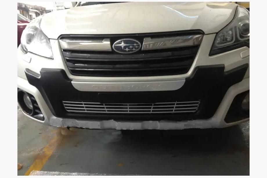 Subaru Outback 2009–2014 Přední lip spoiler LIBAO (2013-2015) Image