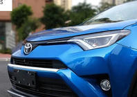 Toyota Rav 4 2013–2018 Chromová ochranná lišta na přední nárazník Libao 2016-2018 (plast) fotografie 2