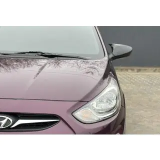 Kryty zrcátek s výřezem pro blinkr BMW-style (2 ks) Hyundai Accent 2011–2017 fotografie 2