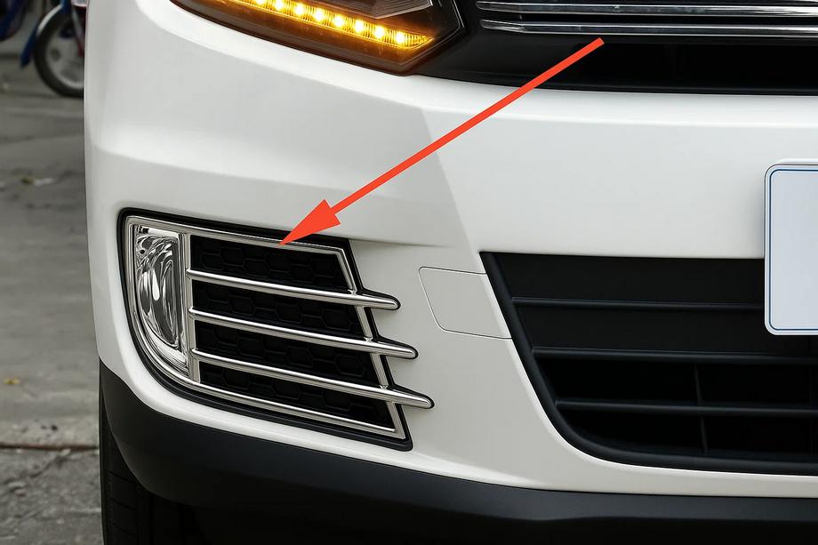 Volkswagen Tiguan 2007–2016 Chromované kryty mlhovek Libao 2011-2016 pro Азіату (2 ks, plast) Image