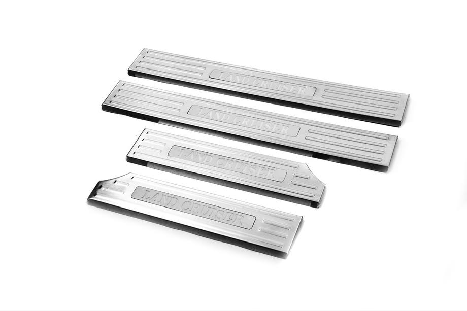 Toyota Land Cruiser 200 2007–2021 Chromové kryty vnitřních prahů Libao (4 ks) Image
