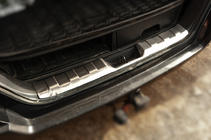 Nissan X-trail T31 2007–2014 Nerezová lišta zadního prahu 2007-2010 (nerez) fotografie 2
