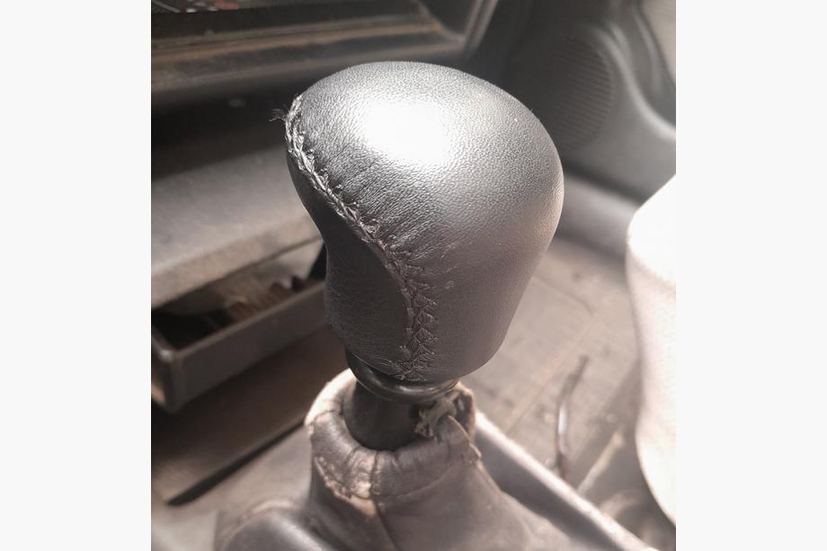 Opel Vectra B 1995–2002 Hlavice řadicí páky bez loga (kůže) Image