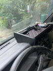 Mercedes Sprinter W901/902/903/904/905 1995–2006 Polička na palubní desku (2000-2006, černá s červeným prošitím) CDI fotografie 10