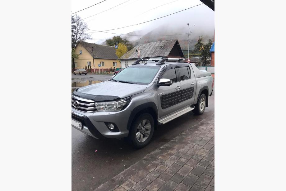 Toyota Hilux 2015– Střešní podélníky s příčníky (2 ks, chrom) Image