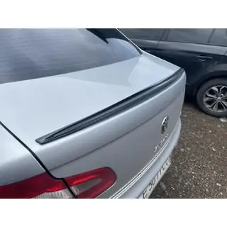 LIP spoiler (Sunplex, černý) (115,8 cm × 6,3 cm) Skoda Superb 2009–2015 fotografie 3