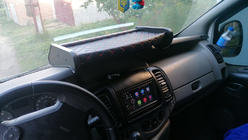 Opel Vivaro 2001–2015 Police na palubní desku (2001-2010, černá s červeným prošíváním) fotografie 5