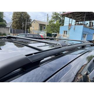 Příčníky na standardní střešní podélníky WingBar V1 (2 ks) Jeep Grand Cherokee WJ 1999–2004 fotografie 2