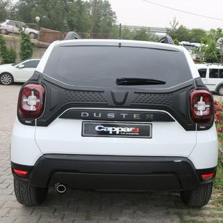 Plastová lišta na víko kufru (3 díly) Dacia Duster 2018–2024 fotografie 4
