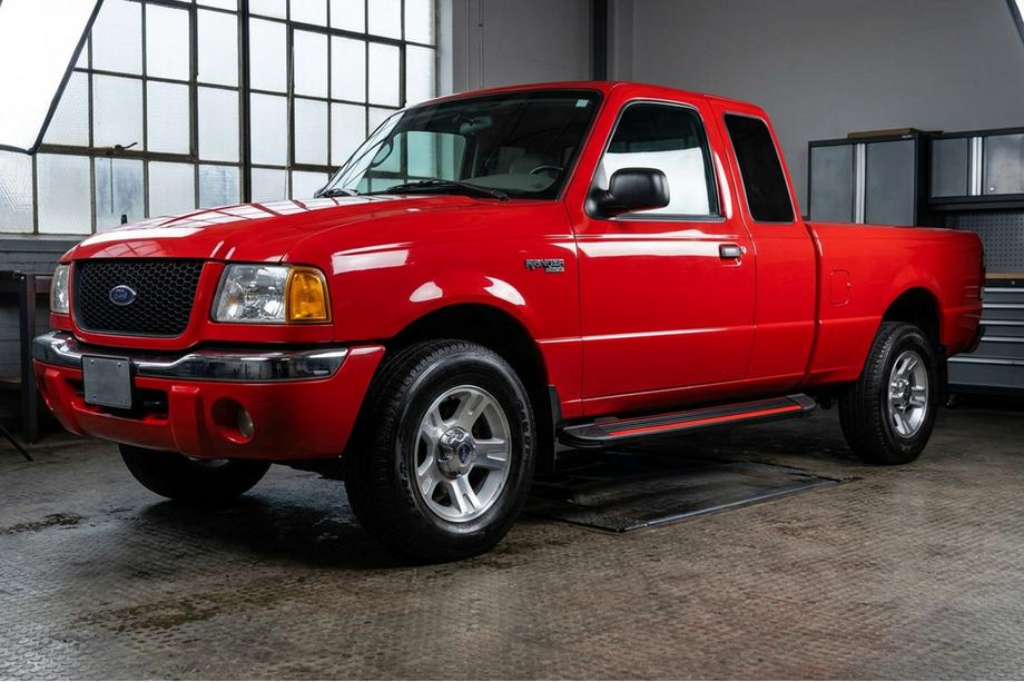 Ford Ranger 2002–2006 Boční prahy Maya Red (2 ks, hliník) Image